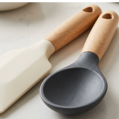 Oracas Edgepour Wood-Handle Silicone Spatula Spoon Set Cream Charcoal 2 Piece - Detail view